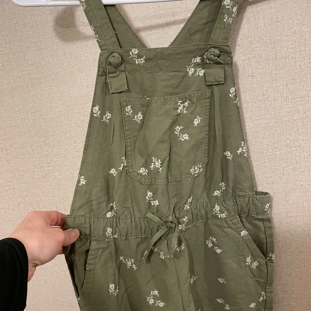 Overalls - Picture 3 of 6